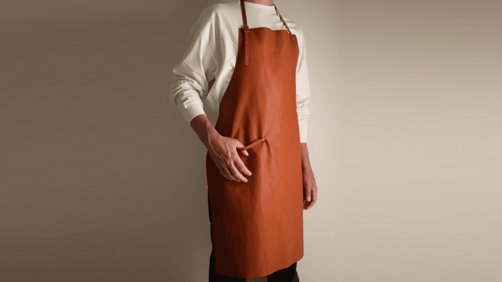 Apron 012